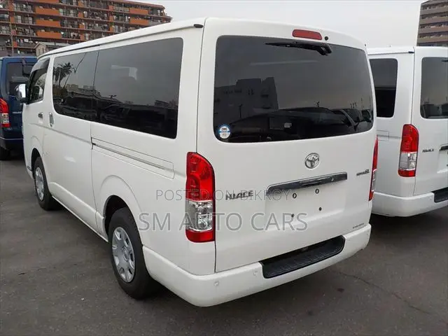 Toyota HiAce 2020 White