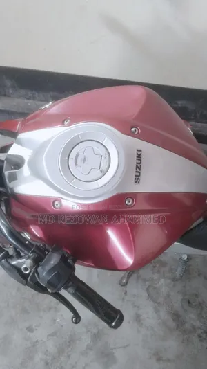 Suzuki Gixxer SF FI 2022 Red