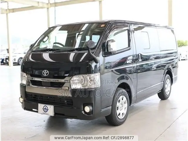 Toyota HiAce 2022 Black