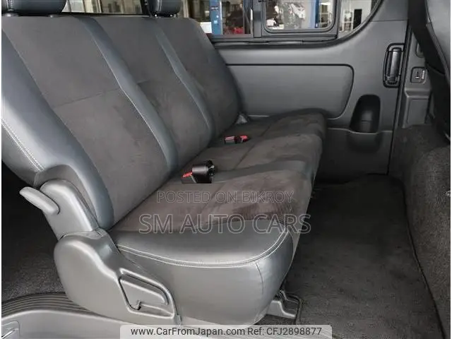 Toyota HiAce 2022 Black