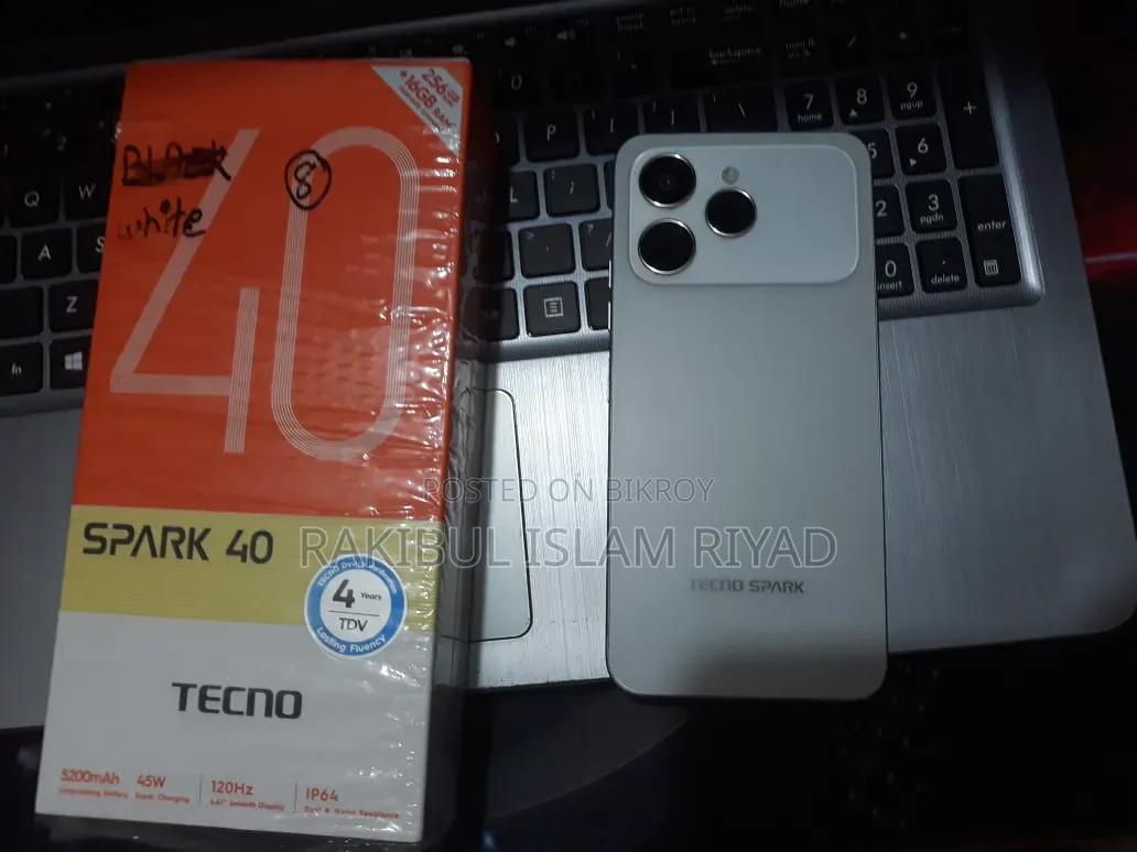 Tecno Spark 40 256 GB White