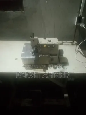 ওভারলক সেলাই মেশিন
