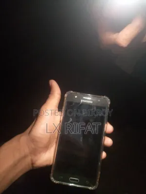 Samsung Galaxy J5 8 GB Black