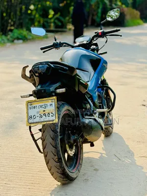 Hero Thriller 160R 2021 Blue