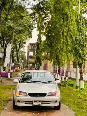 Toyota Corolla II 1999 White