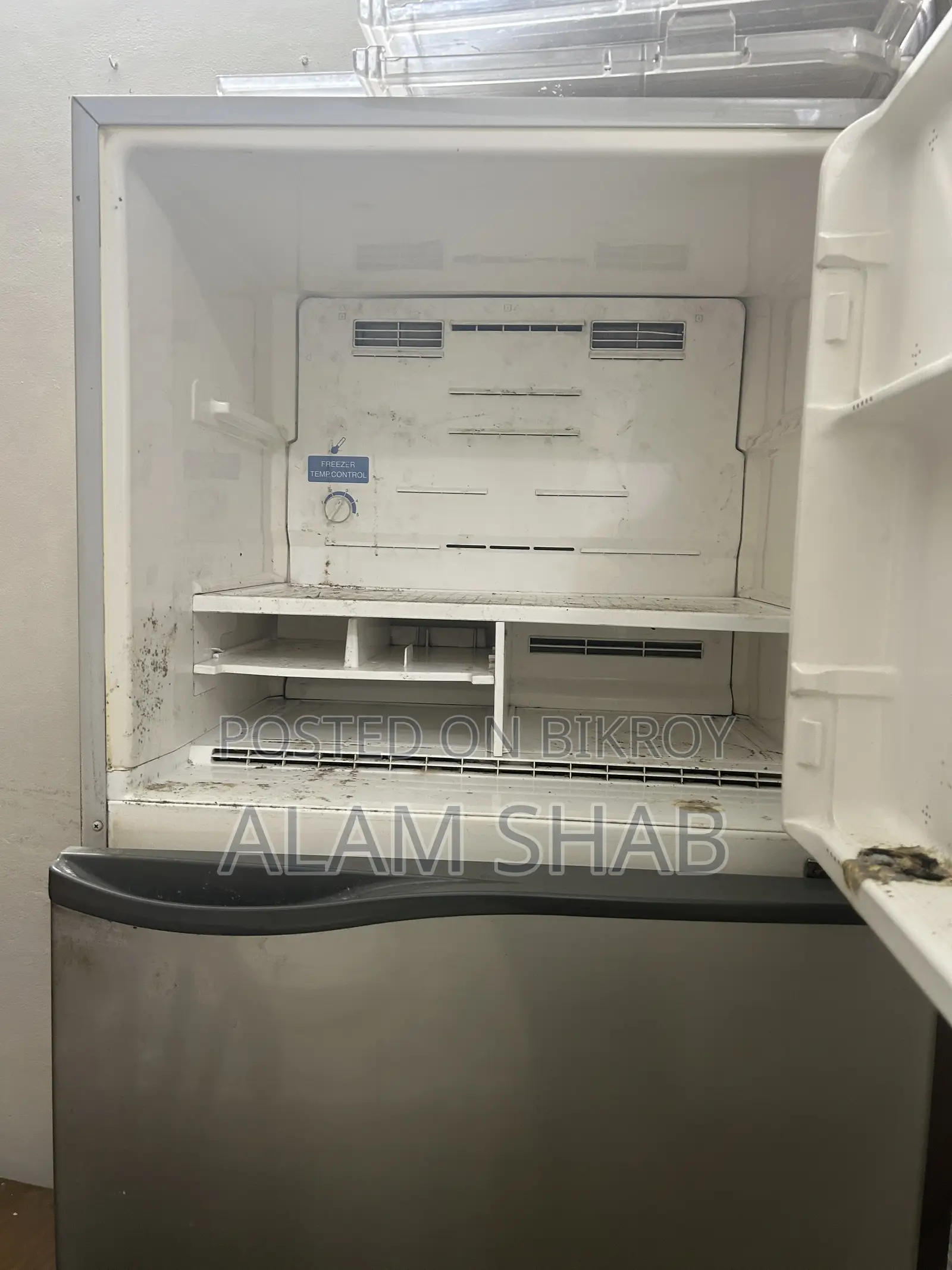Toshiba Non-Frost Refrigerator - Good Condition