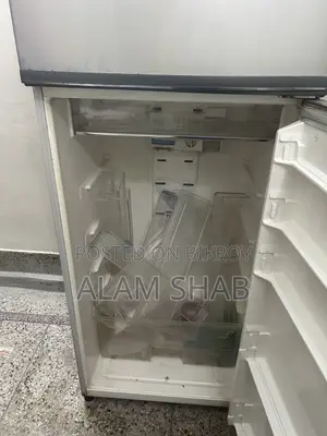 Toshiba Non-Frost Refrigerator - Good Condition