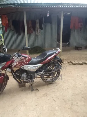 Honda XL 125 2018 Red