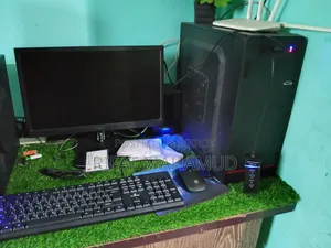 Desktop Computer 4GB Intel Core I3 HDD 512GB