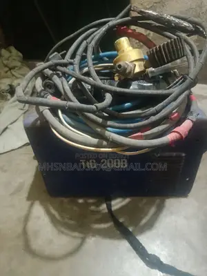 ওয়েল্ডিং মেশিন