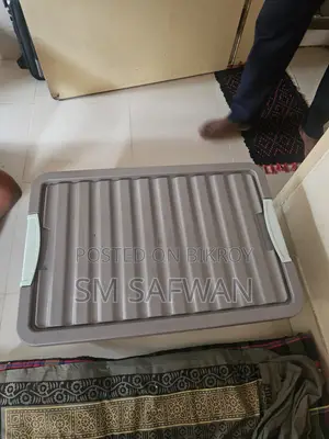 ৫২ লিটার এর একটি বক্স বিক্রি হবে, একদম ফ্রেশ কন্ডিশন।