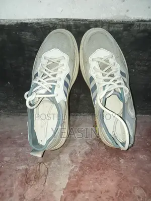 জুতা বিক্রি
