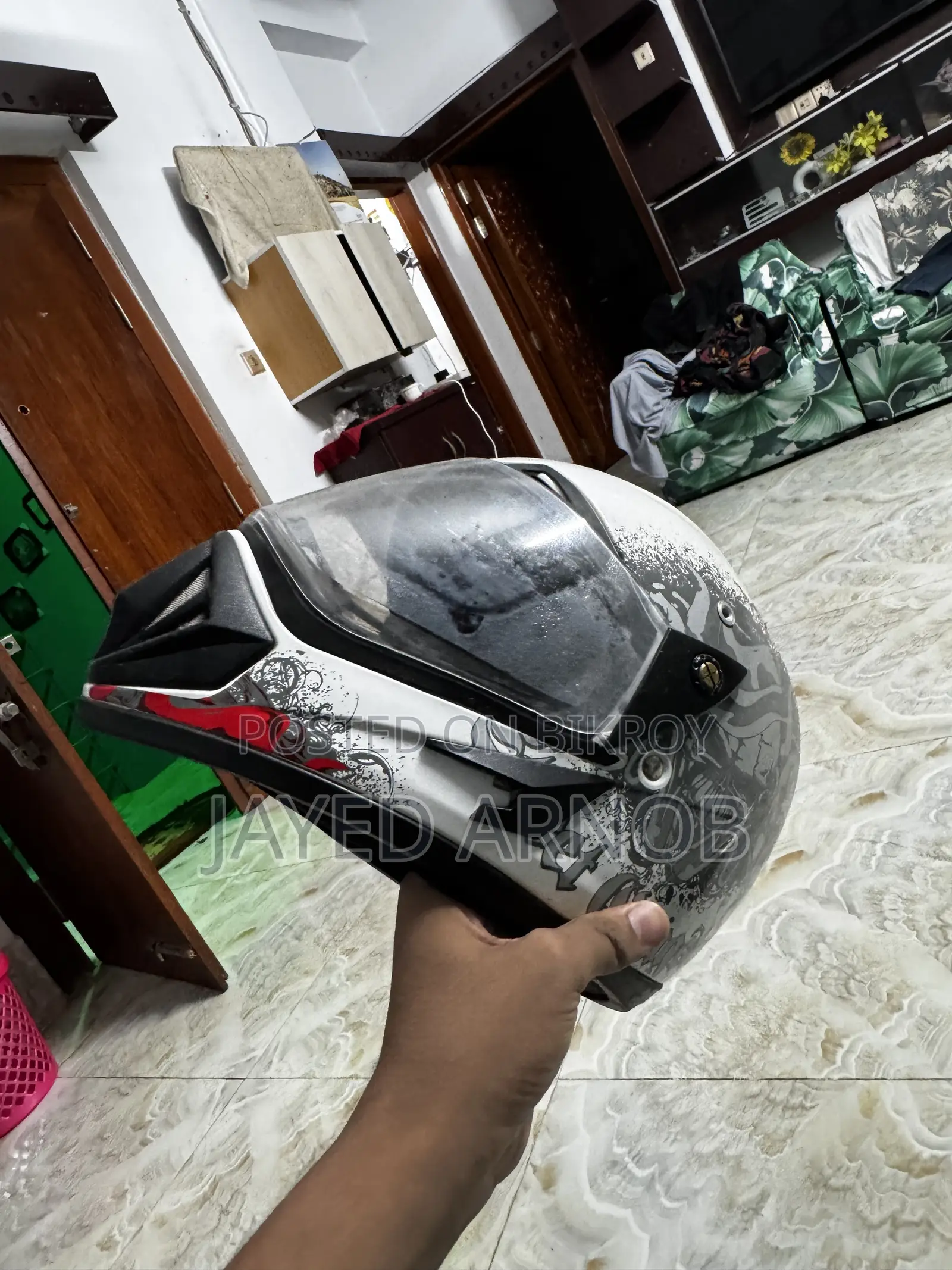 ভেগা হেলমেট