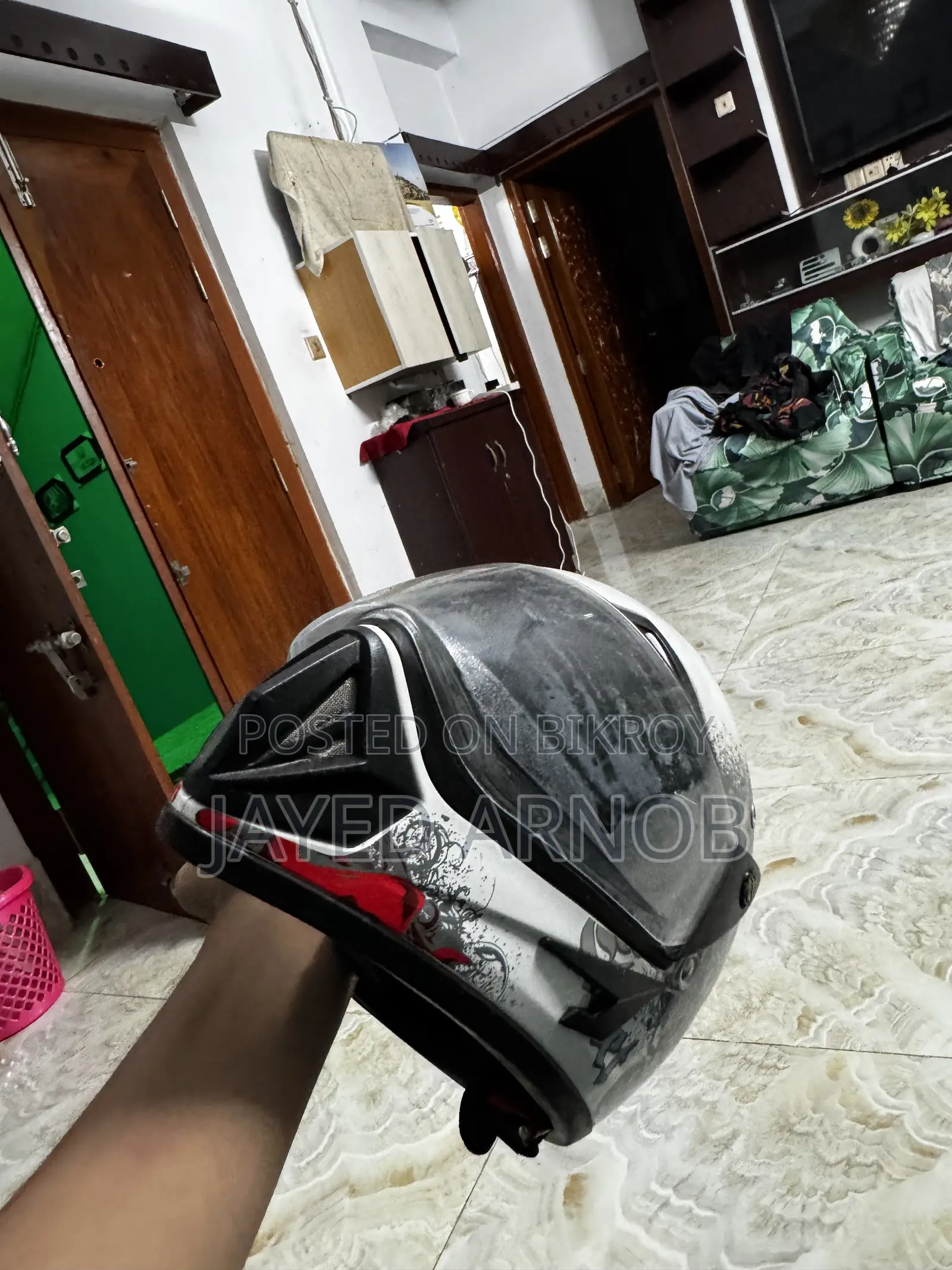 ভেগা হেলমেট