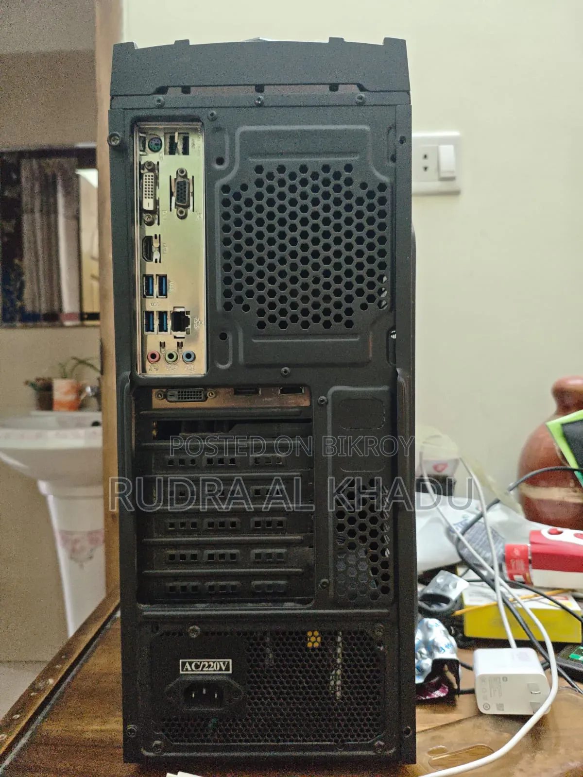 Desktop Computer Gigabyte GA-H110MSTX-HD3-ZK 8GB Intel Core I3 HDD 1T