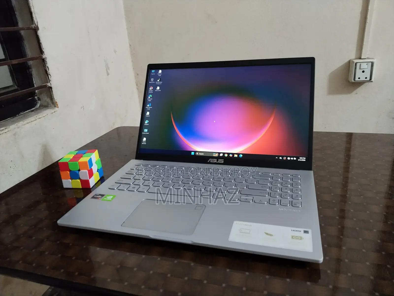 Desktop Computer Asus 8GB AMD Ryzen 7 SSD 512GB