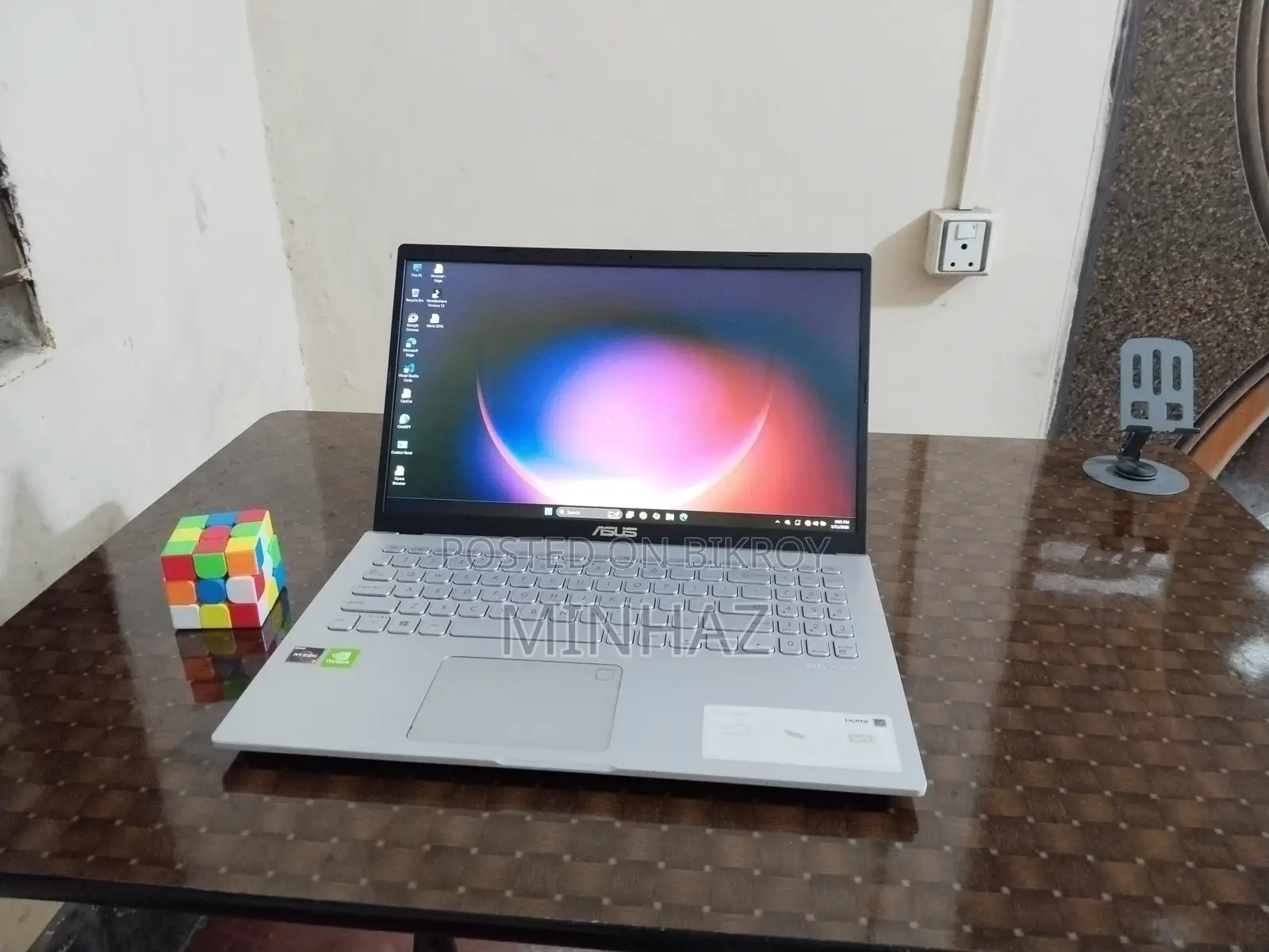 Desktop Computer Asus 8GB AMD Ryzen 7 SSD 512GB