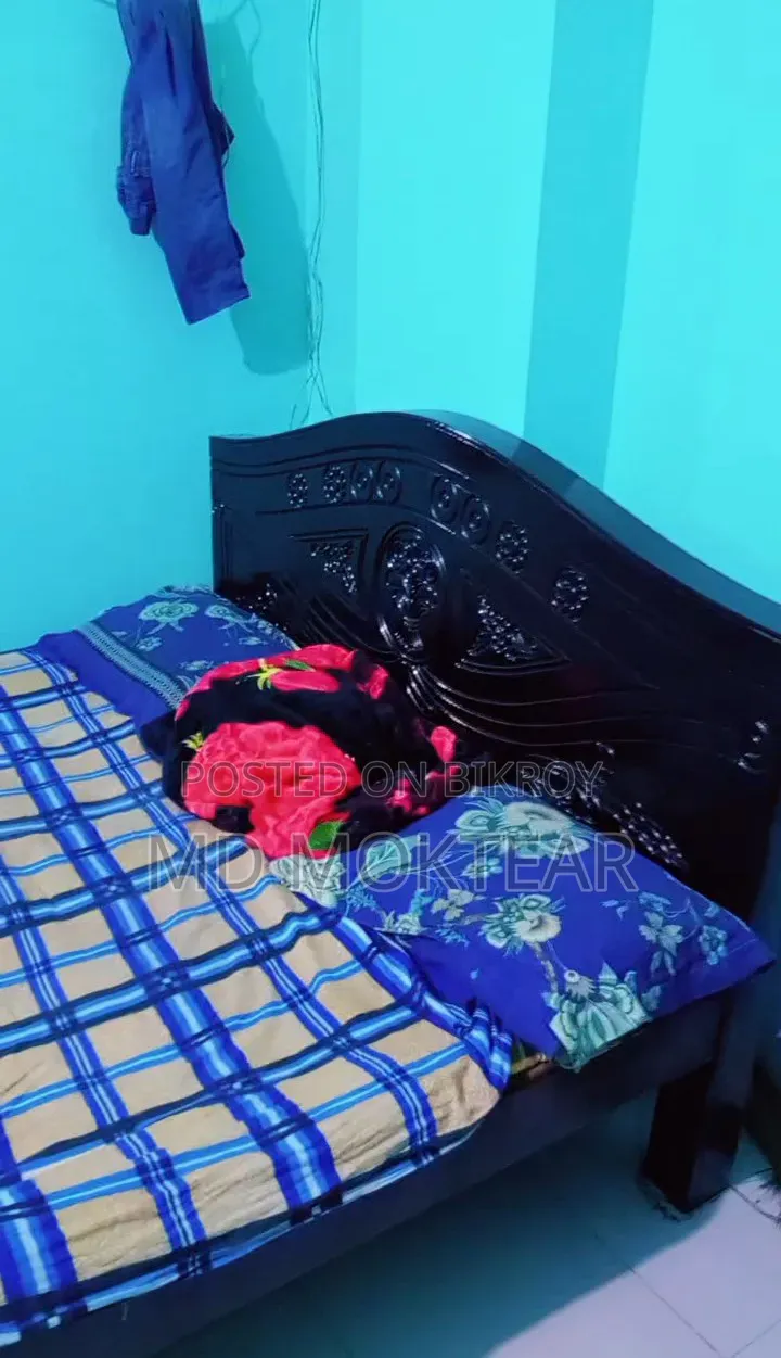 New Bed of Good Quality