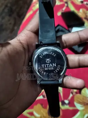 Titan Edge (M7508) Black Dial Watch - Super Fresh Condition With Box