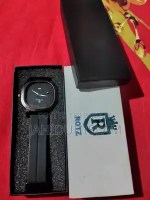 Titan Edge (M7508) Black Dial Watch - Super Fresh Condition With Box