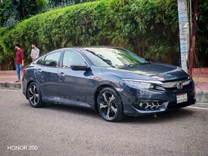 Honda Civic 2018 Gray