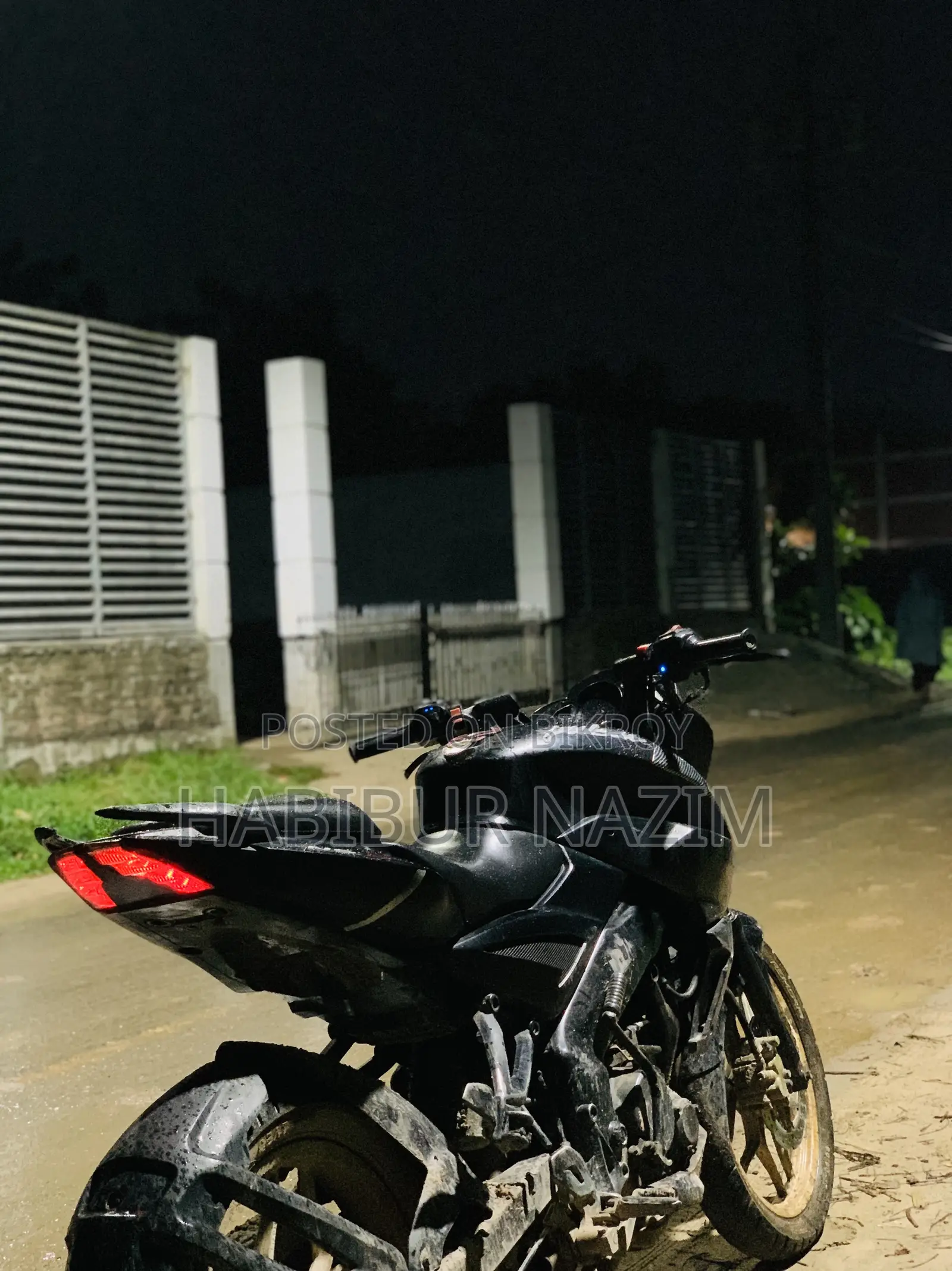 বাজাজ পালসার এনএস ১৬০ ২০১৯ ব্ল্যাক