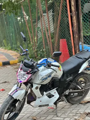 Yamaha FZ 2013 White