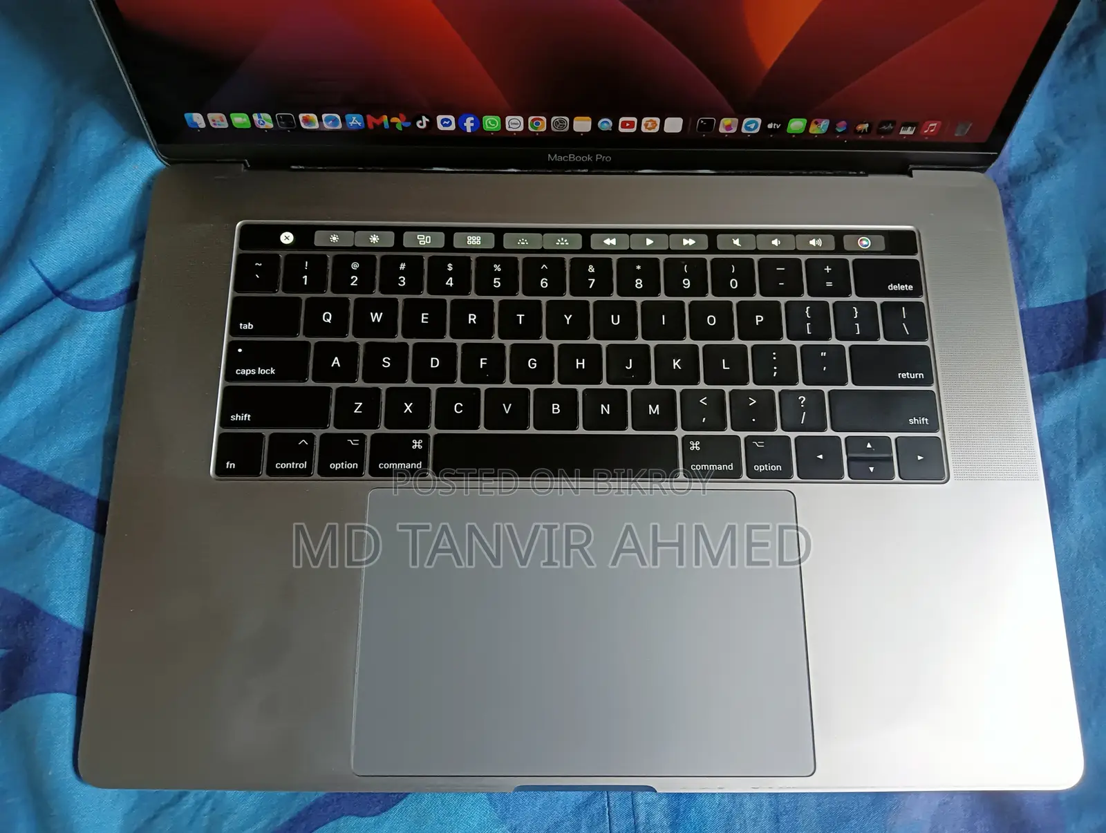 Laptop Apple MacBook Pro 2017 16GB Intel Core i7 SSD 512GB