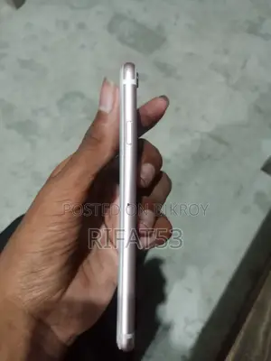 Apple iPhone 6s 64 GB