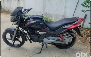 Honda CB 2011 Black