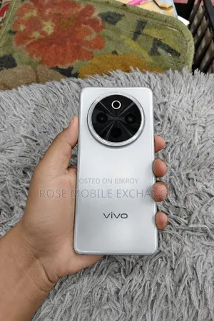 New iQOO 256 GB Blue