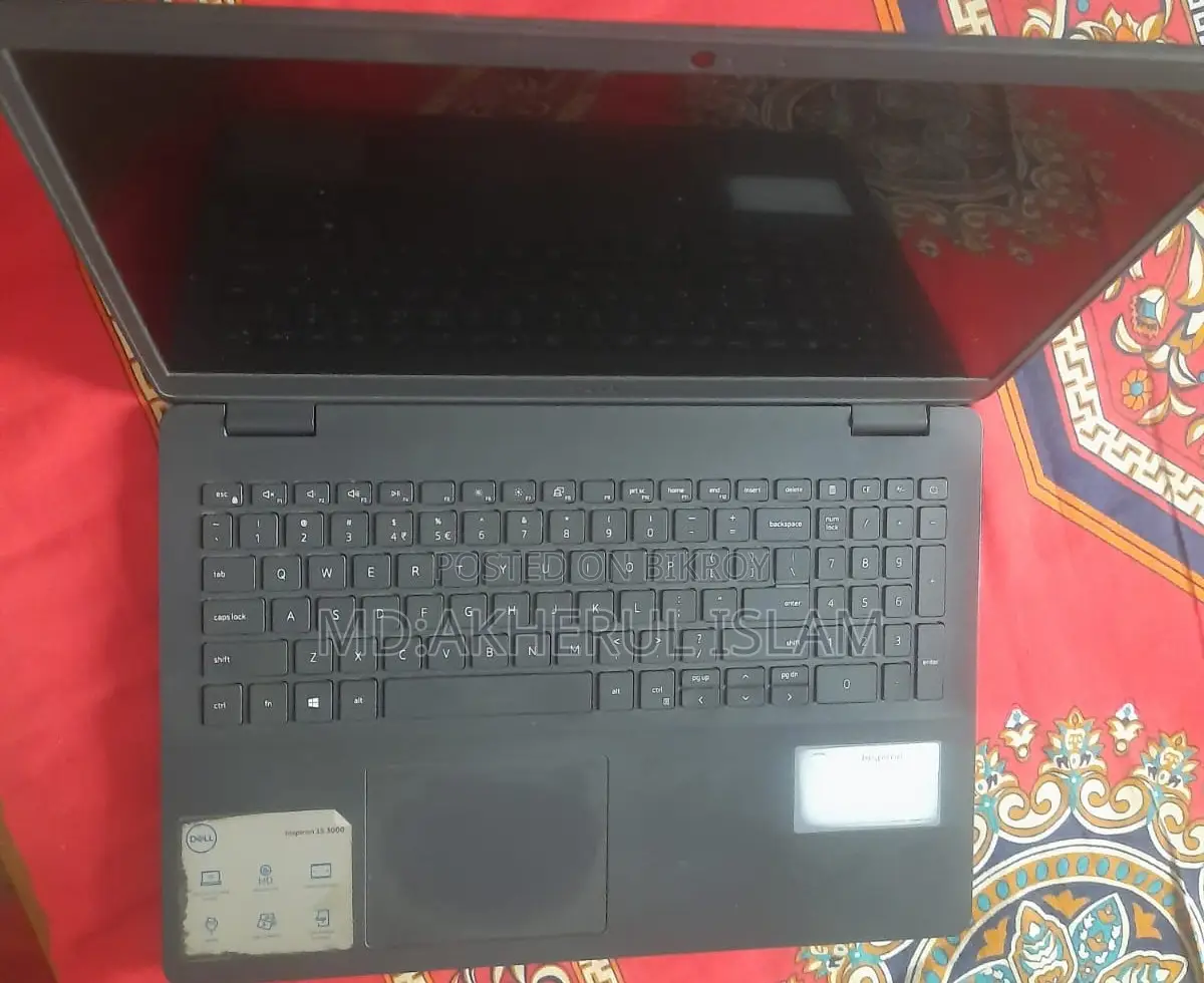 Laptop Dell Inspiron 15 4GB Intel Core I3 HDD+SSD 1T