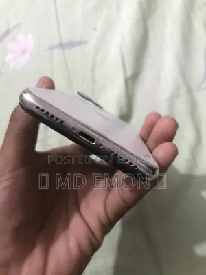 Apple iPhone X 256 GB White