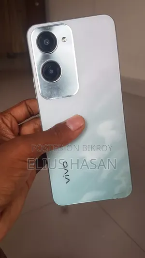 Vivo Y18 128 GB Bronze