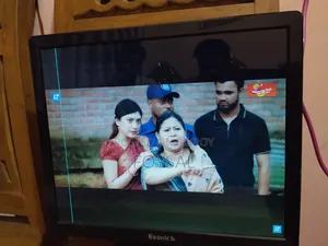 বিক্রির জন্য Esonic ১৭ ইঞ্চি এইচডি এলইডি মনিটর