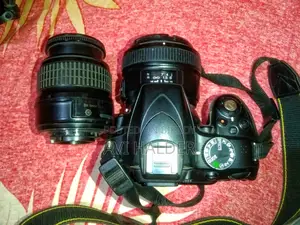 Emergency sale including body lens, zoom lens, battery, bag, memory