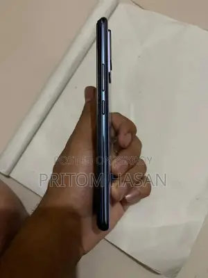 Vivo V21e 128 GB Purple