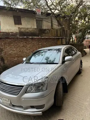 টয়োটা প্রিমিও ২০০২ সিলভার