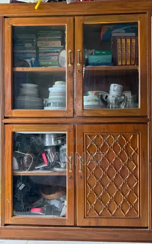 আকাশমনি কাঠের সুকেজ