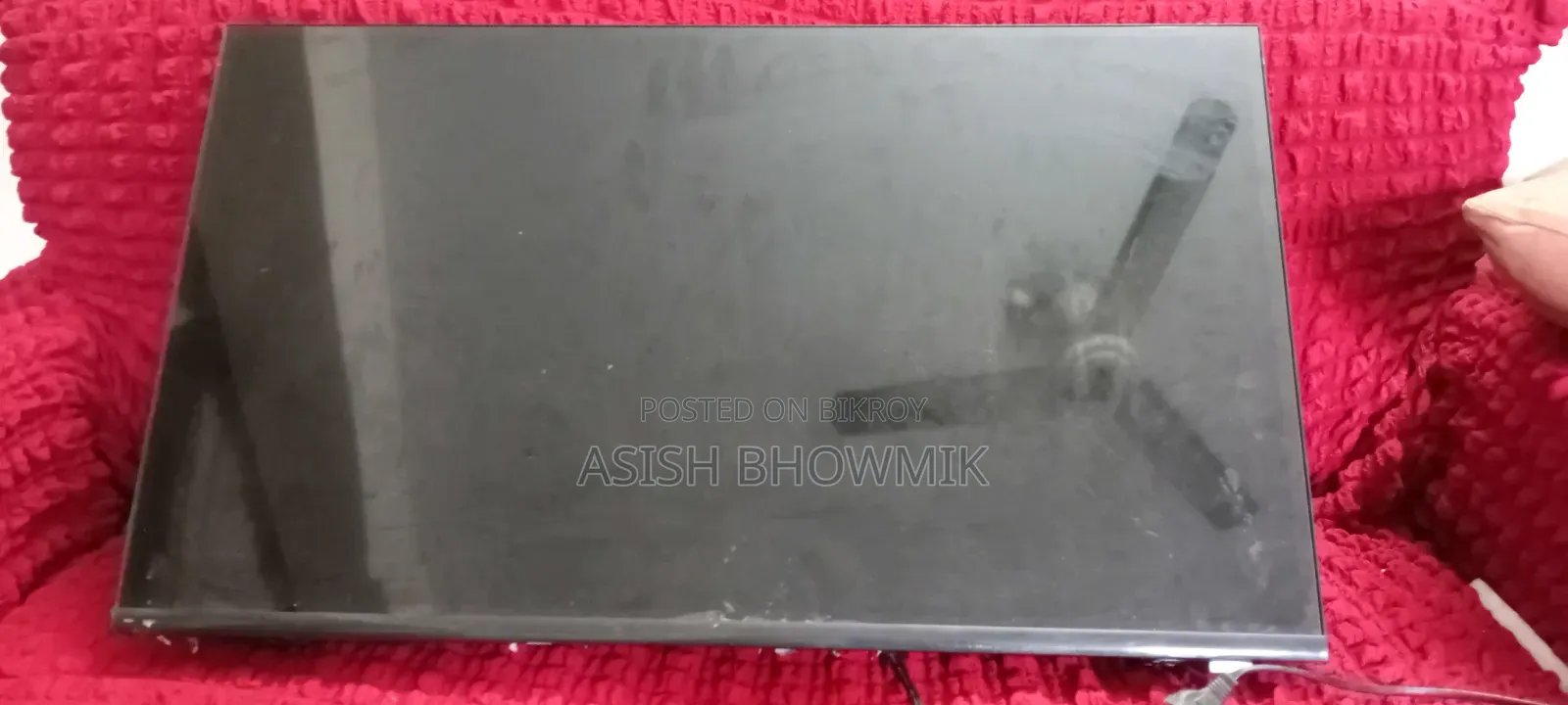 32 Inch Android TV with broken panel and display