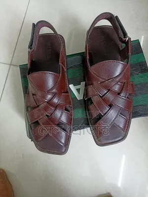 স্যান্ডেল লেদার