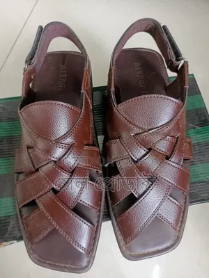 স্যান্ডেল লেদার