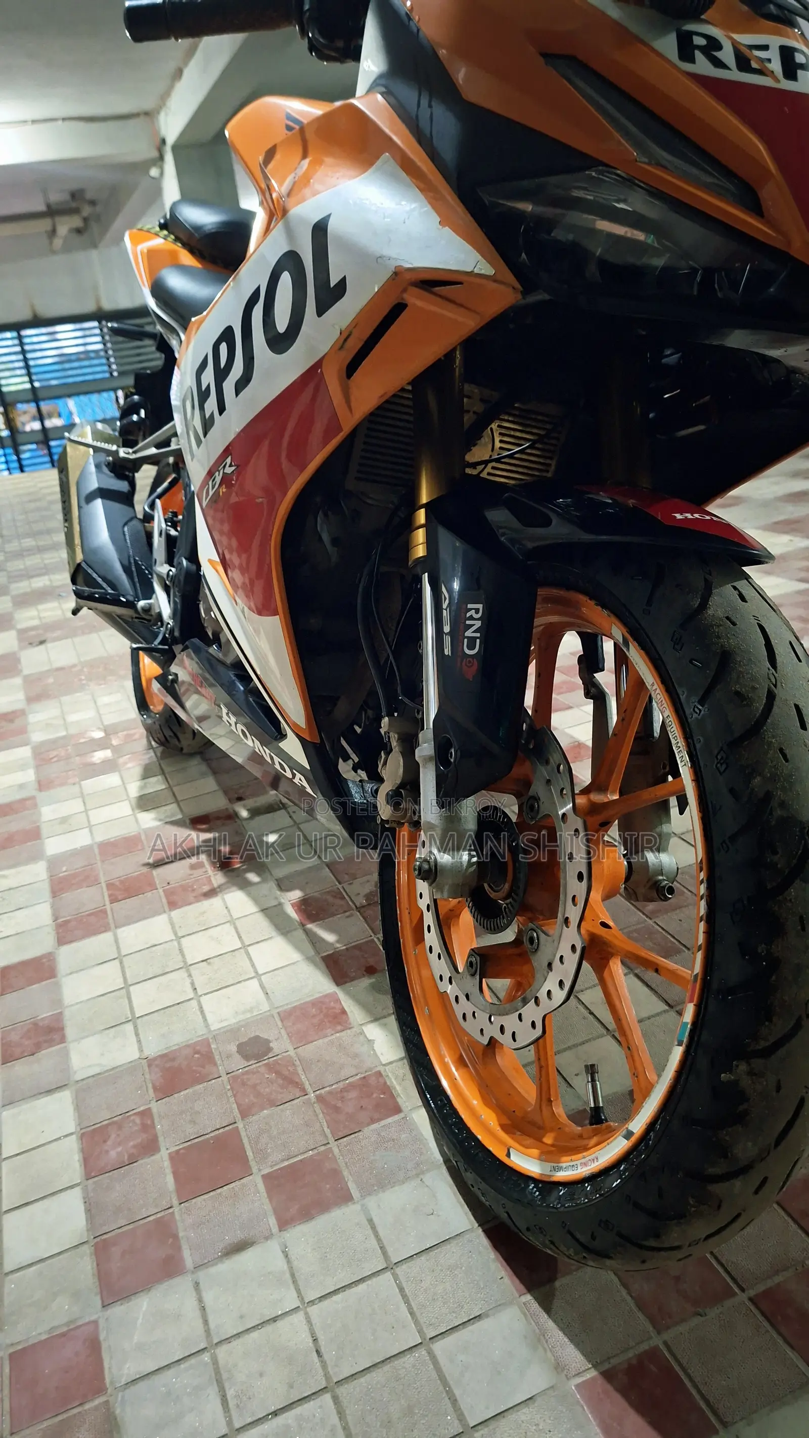 Honda CBR 2022 Orange