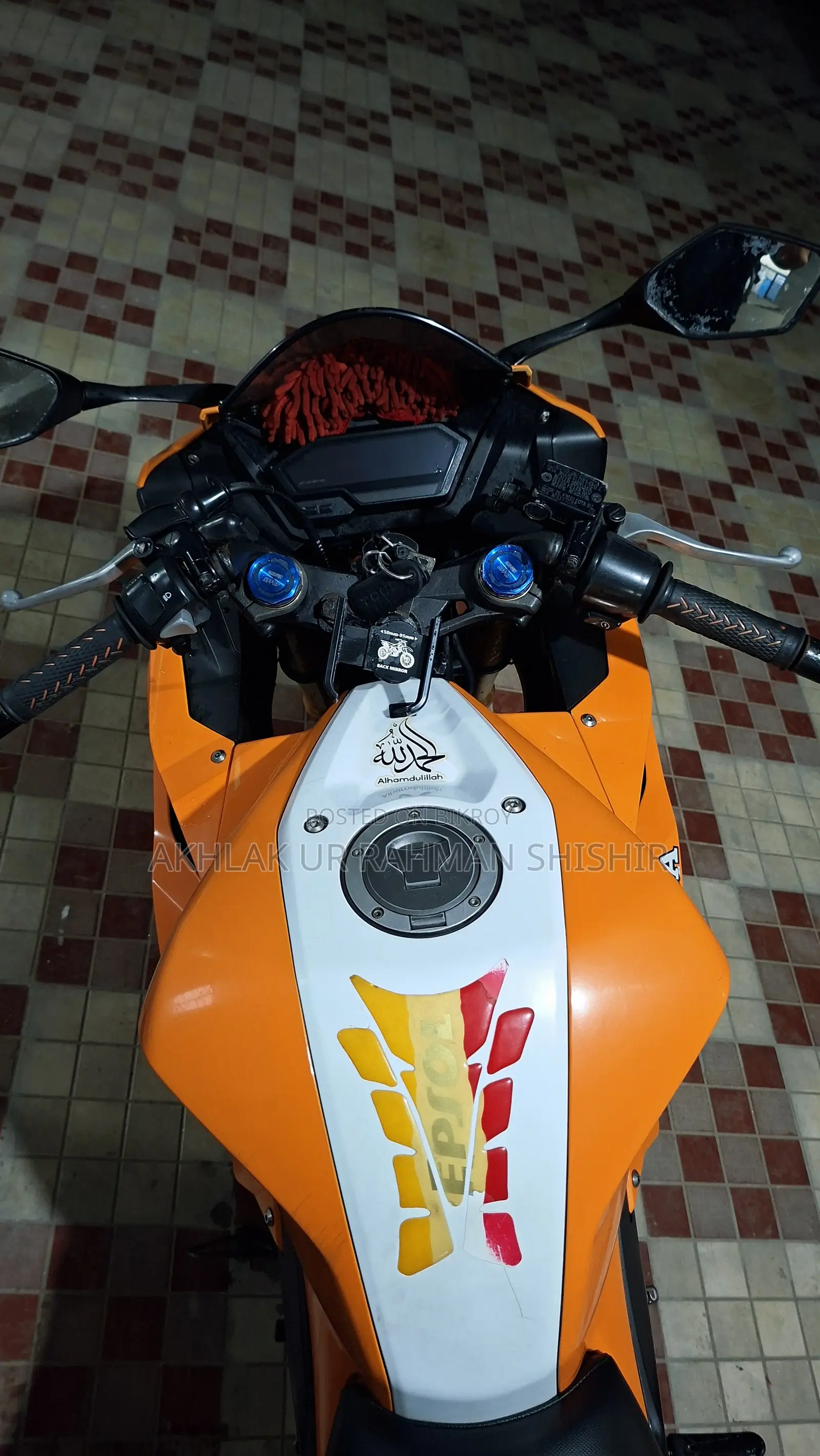 Honda CBR 2022 Orange