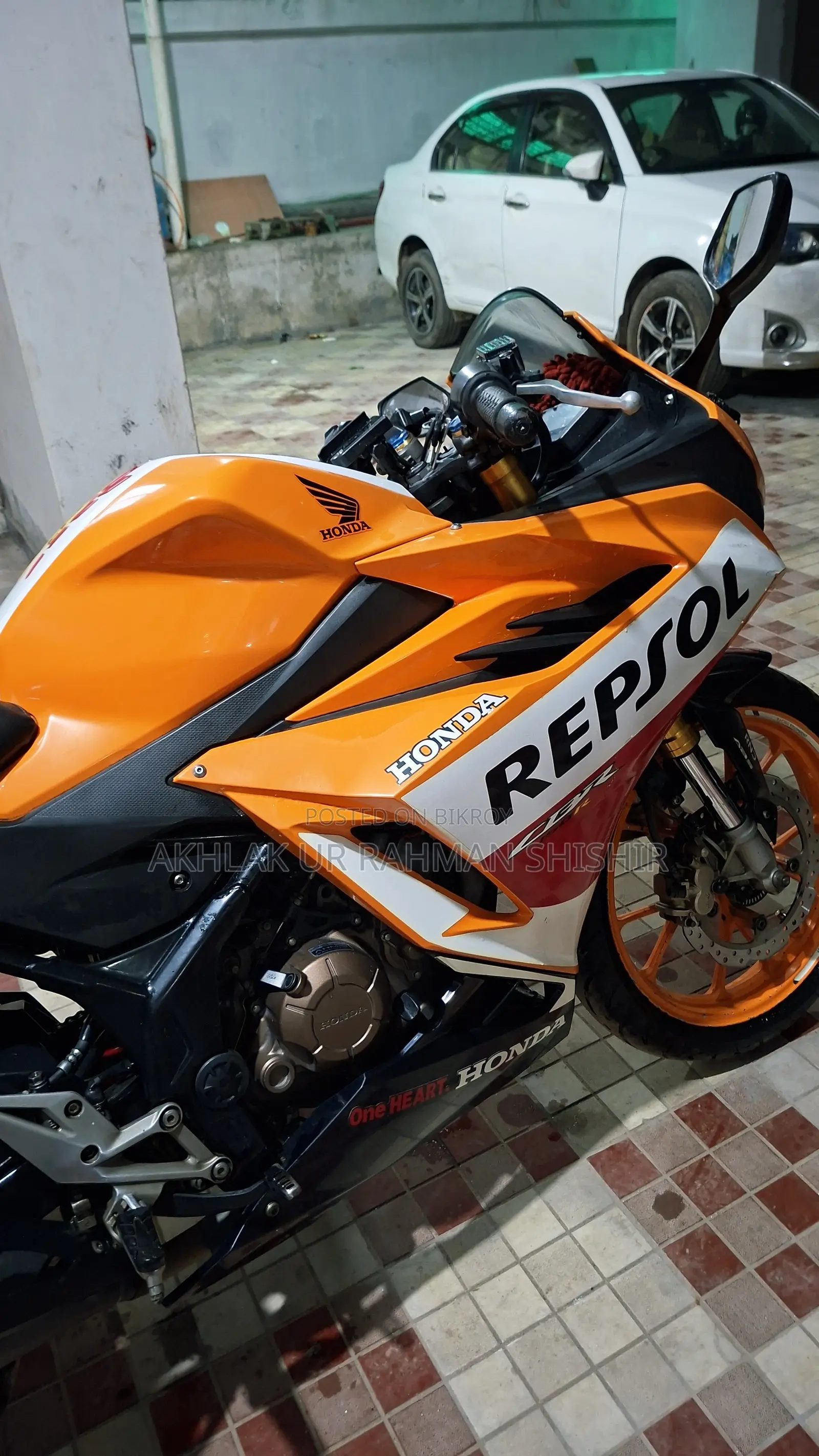 Honda CBR 2022 Orange