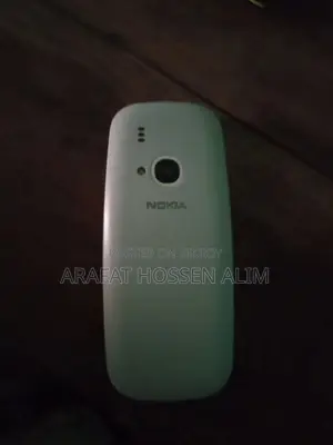 নোকিয়া ৩৩১০ সাদা