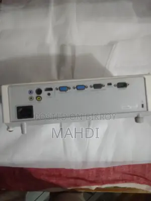 Hitachi Projector