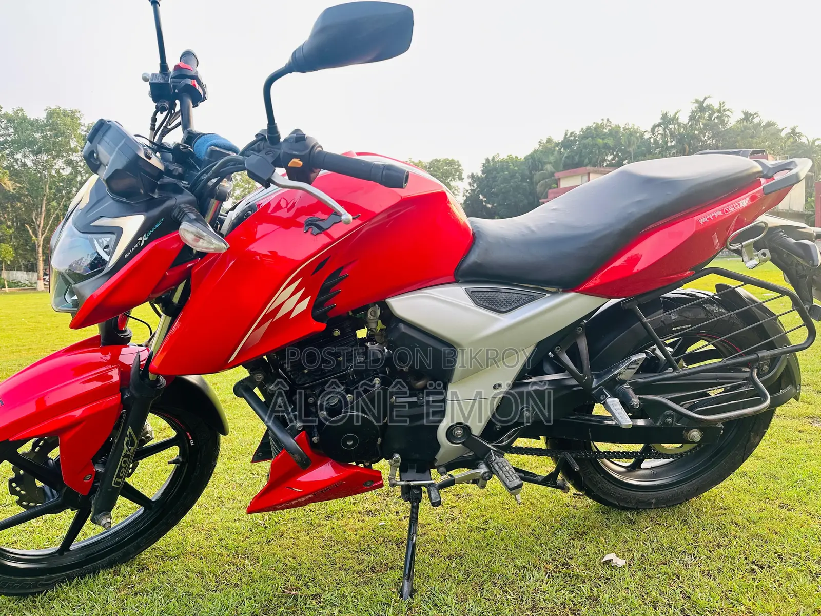 TVS Apache RTR 160 4V 2021 Red