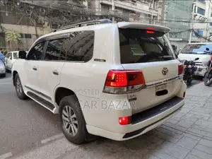 Toyota Land Cruiser 2014 Pearl