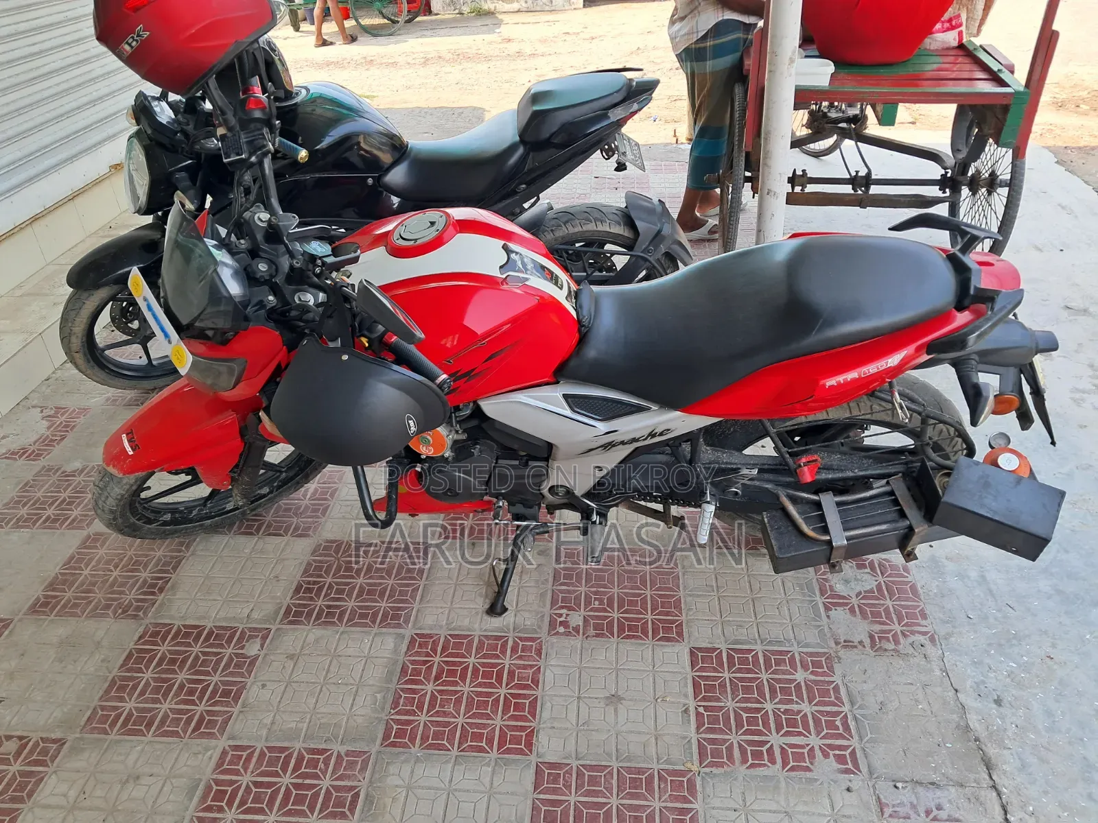 TVS Apache 160 4V 2019 Red